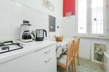 Charming In Monti *